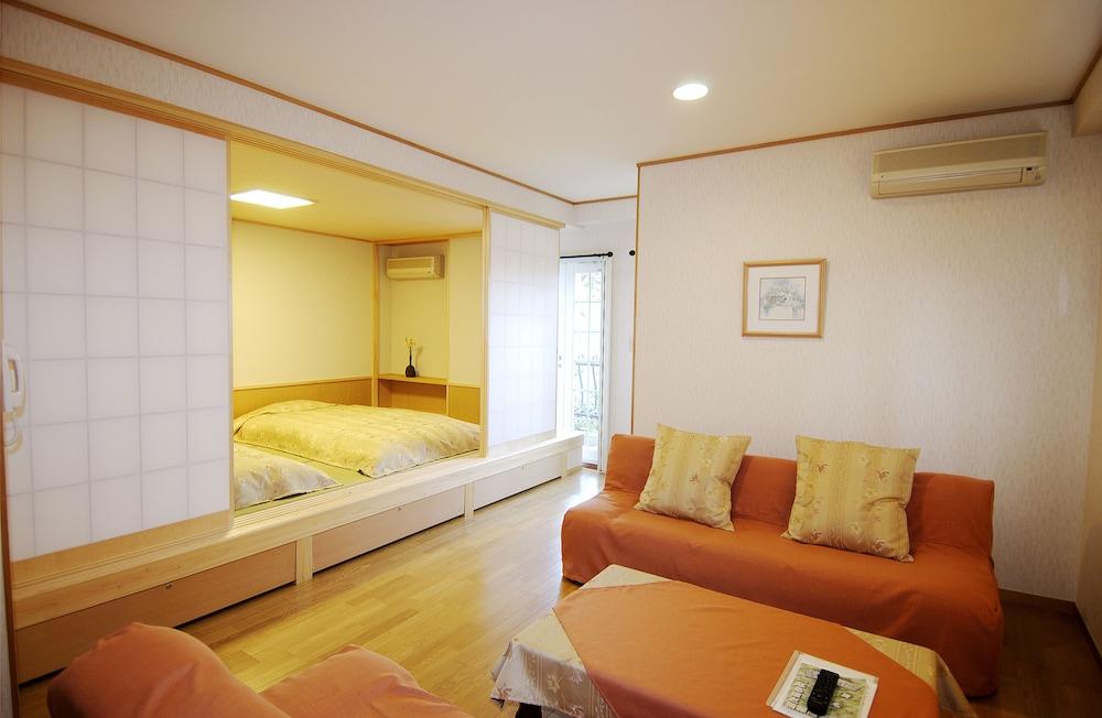 ชูบู ซานโซ Hotel ยูกาวาระ ภายนอก รูปภาพ