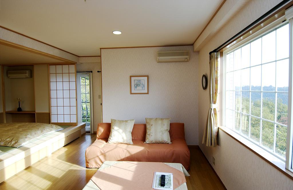 ชูบู ซานโซ Hotel ยูกาวาระ ภายนอก รูปภาพ