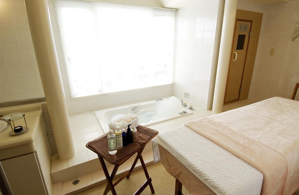 ชูบู ซานโซ Hotel ยูกาวาระ ภายนอก รูปภาพ