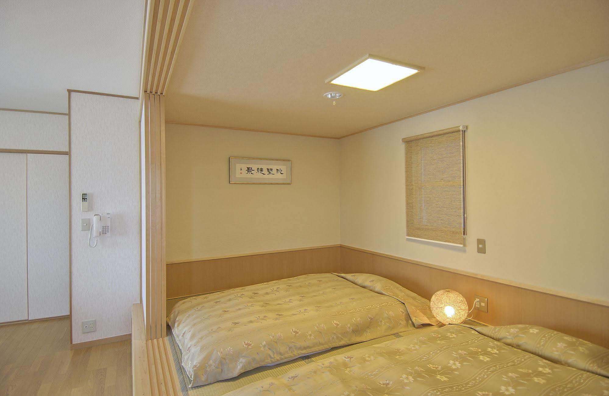 ชูบู ซานโซ Hotel ยูกาวาระ ภายนอก รูปภาพ
