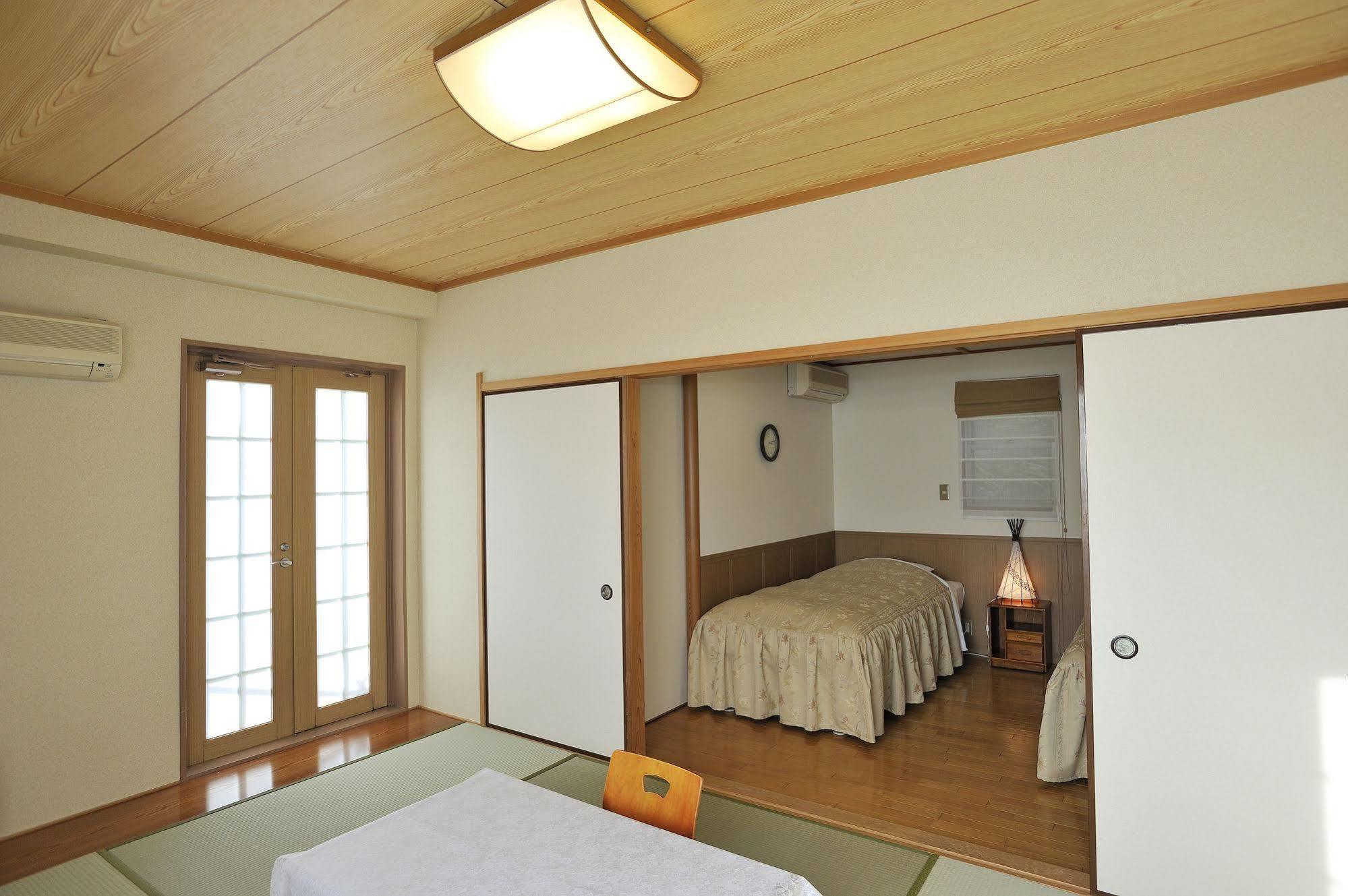 ชูบู ซานโซ Hotel ยูกาวาระ ภายนอก รูปภาพ